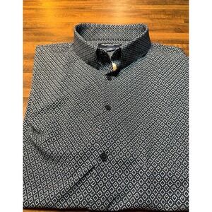 Mizzen+Main Leeward dress shirt.  Sz XXL.  Comfy business casual.